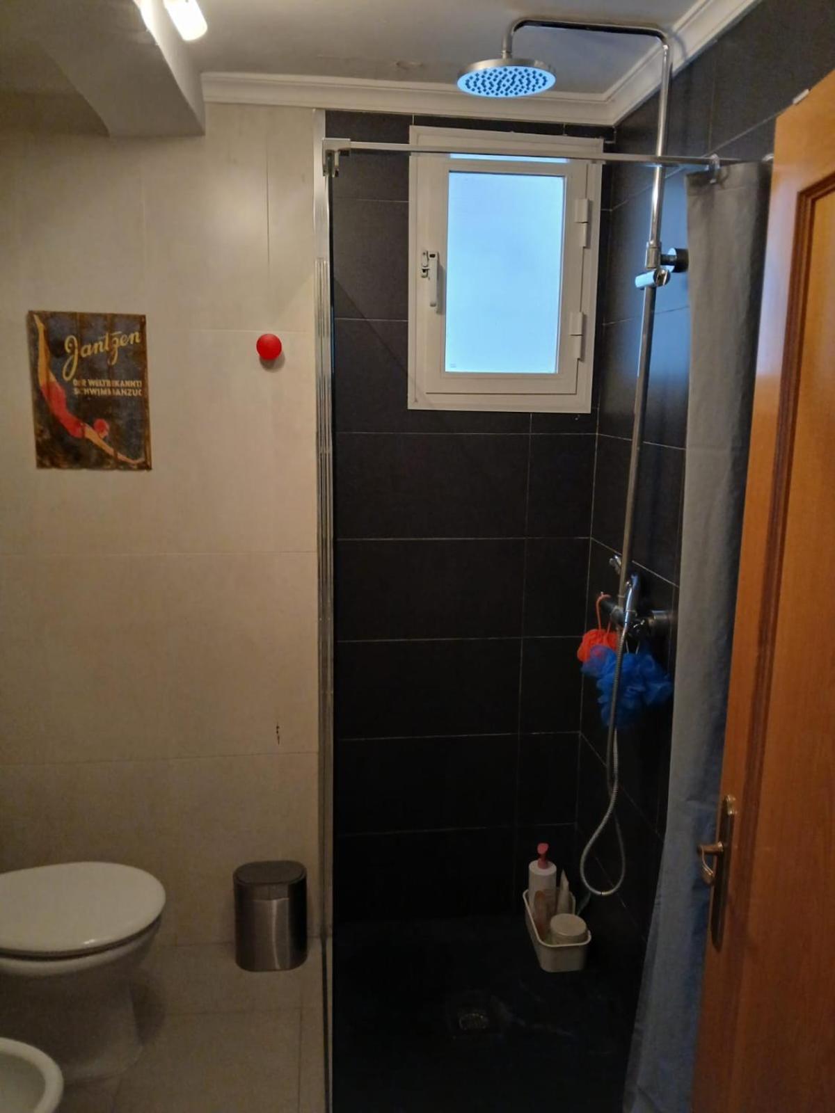 Piso Para 4 Con 2 Parking En Casco Historico De Zaragoza 2 Noches Minimo 外观 照片